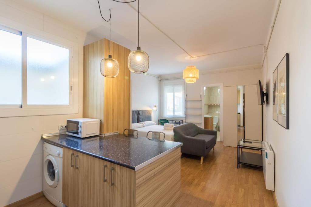 Bebarceloner Sant Andreu Apartments - Studio Zewnętrze zdjęcie
